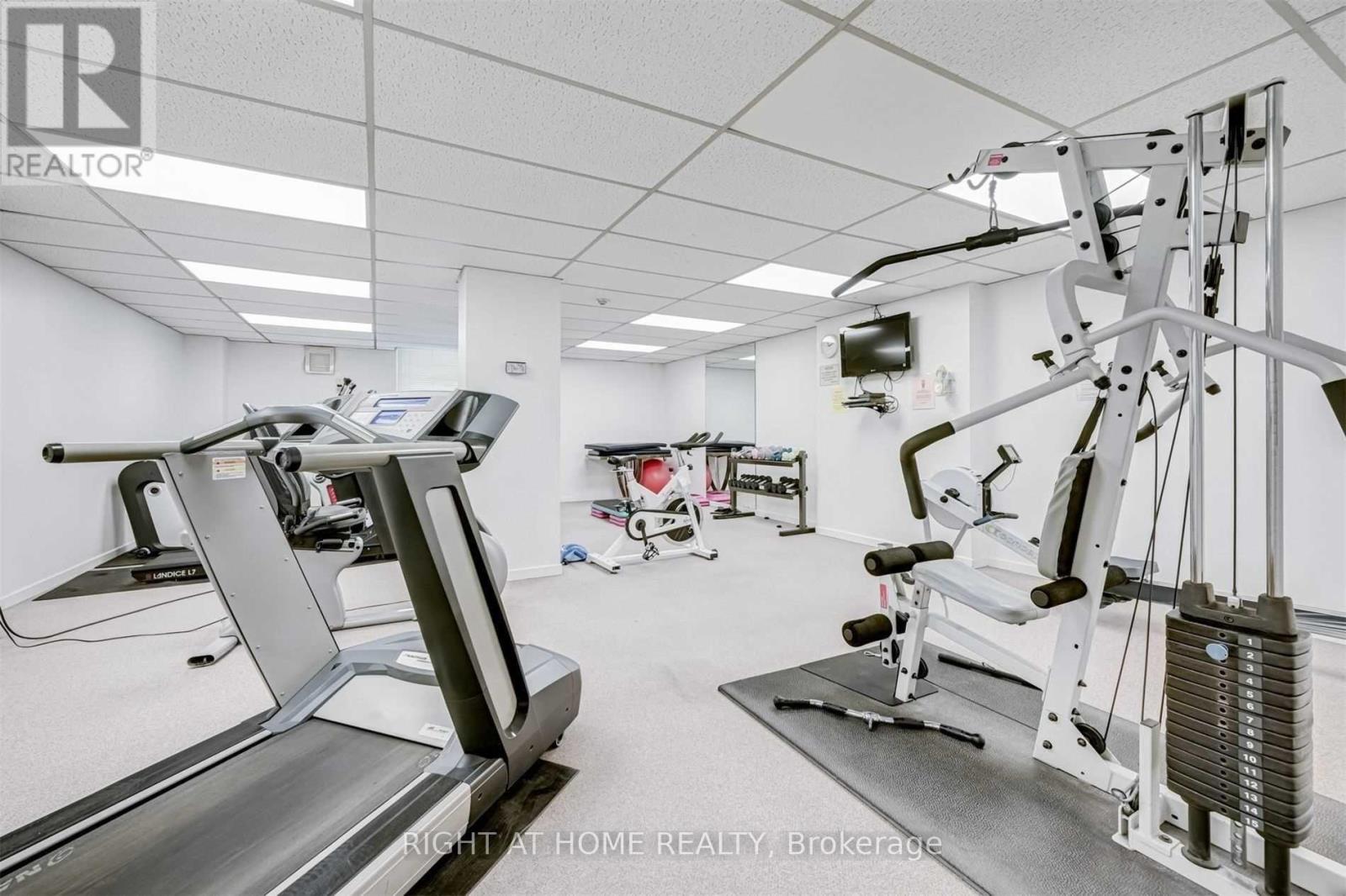 2005 - 75 Graydon Hall Drive, Toronto, Ontario  M3A 3M5 - Photo 17 - C12510902