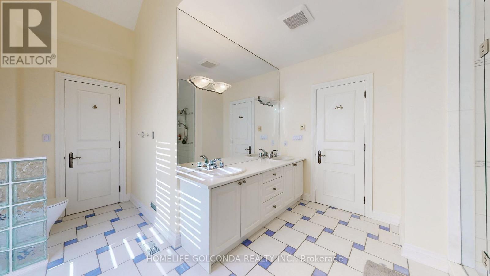 164 Owen Boulevard, Toronto, Ontario  M2P 1G7 - Photo 33 - C12510928