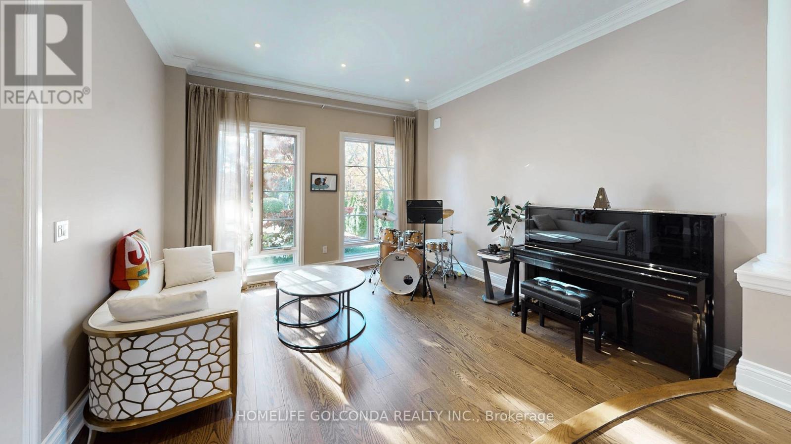 164 Owen Boulevard, Toronto, Ontario  M2P 1G7 - Photo 7 - C12510928