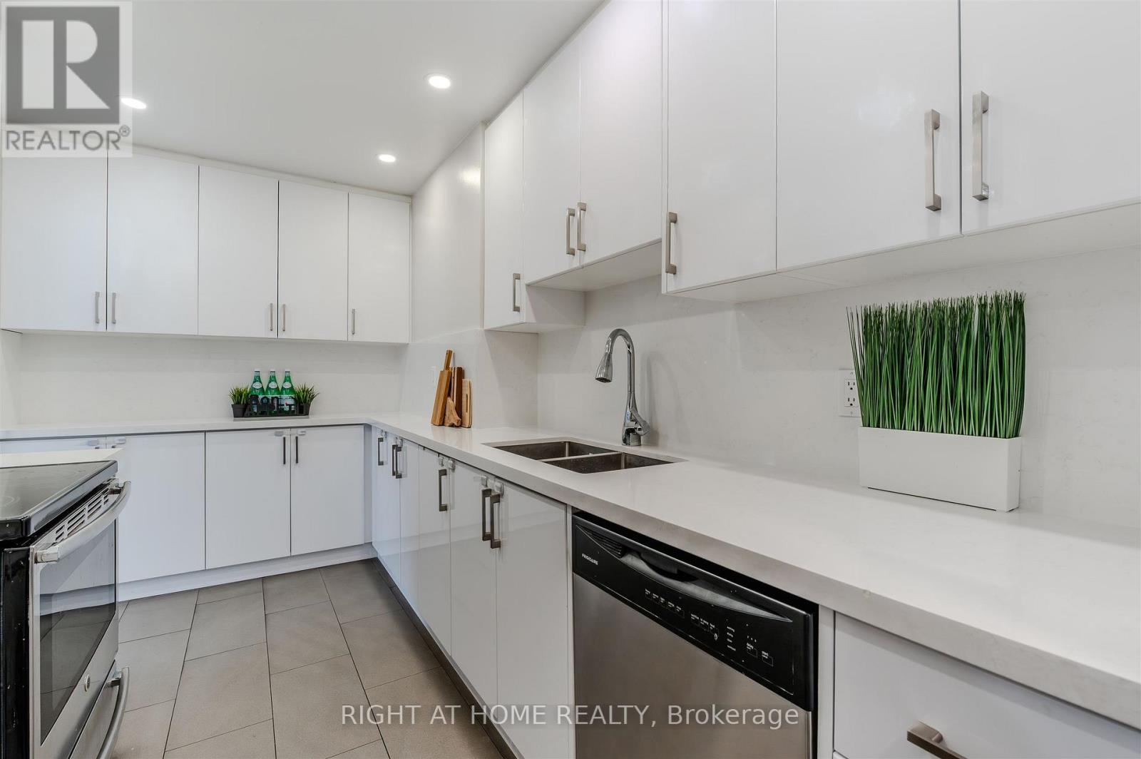 133 - 4005 Don Mills Road, Toronto, Ontario  M2H 3J9 - Photo 15 - C12510944