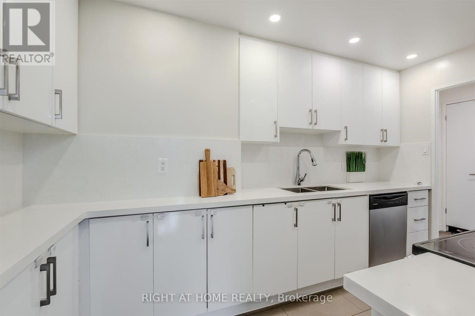 133 - 4005 Don Mills Road, Toronto, Ontario  M2H 3J9 - Photo 16 - C12510944