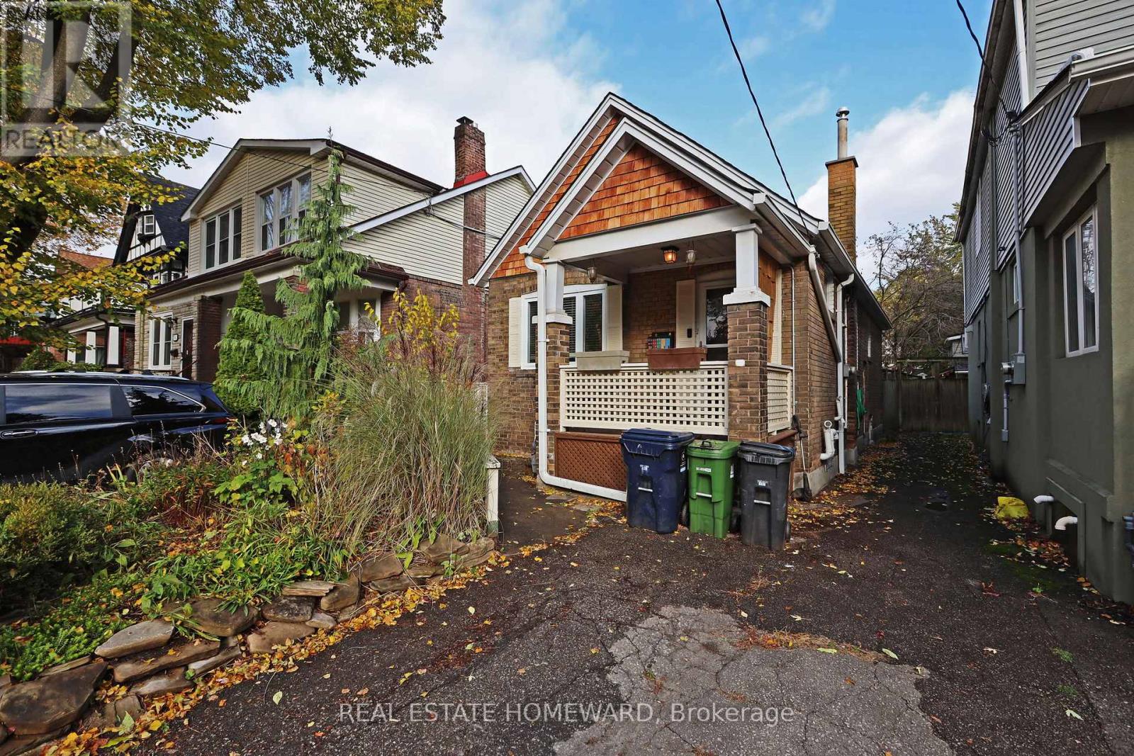 179 Woodfield Road, Toronto, Ontario  M4L 2W8 - Photo 2 - E12510908