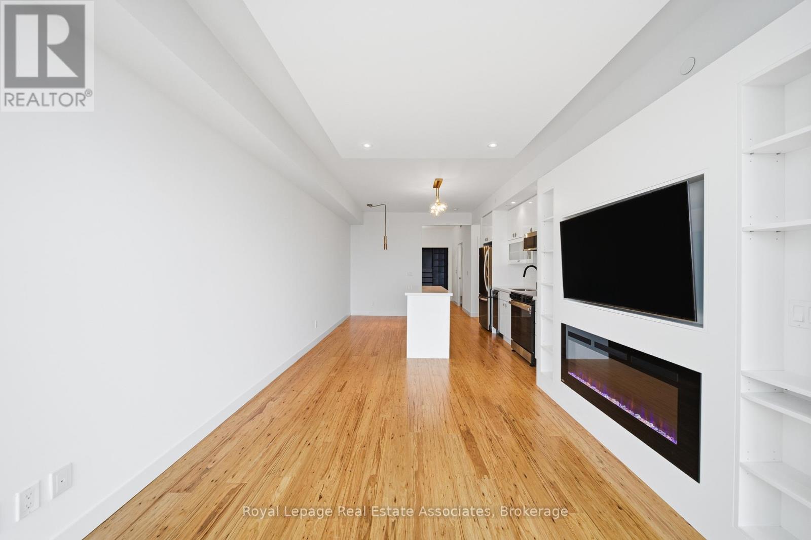 915 - 2055 Danforth Avenue, Toronto, Ontario  M4C 1J8 - Photo 10 - E12510918