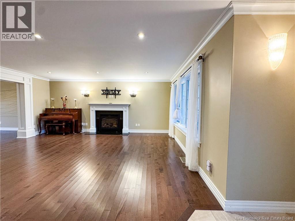 145 Amiens Drive, Moncton, New Brunswick  E1G 5R5 - Photo 3 - NB129634