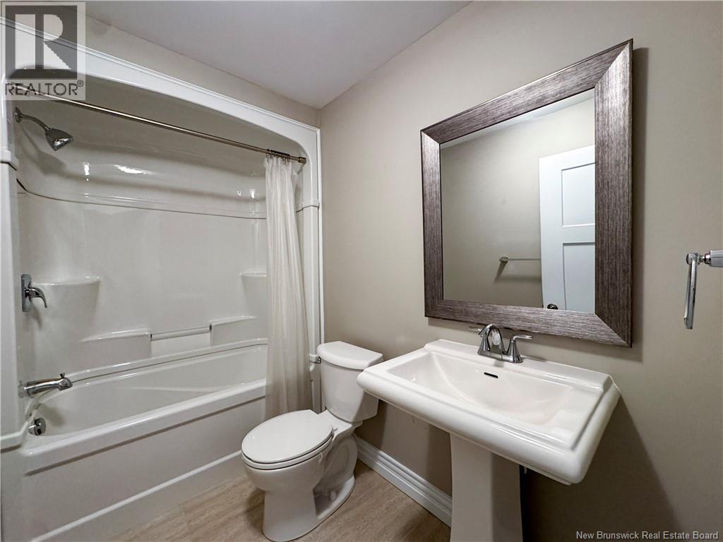 145 Amiens Drive, Moncton, New Brunswick  E1G 5R5 - Photo 37 - NB129634