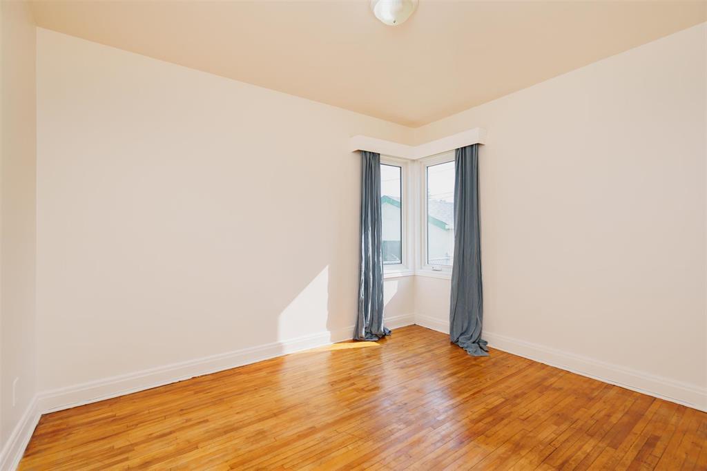 845 Dominion Street, Winnipeg, Manitoba  R3G 2N5 - Photo 10 - 202527867