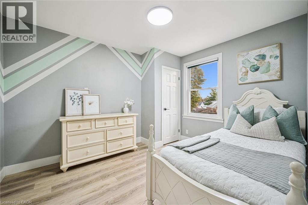 36 Englewood Place, Kitchener, Ontario  N2H 4S6 - Photo 14 - 40785512