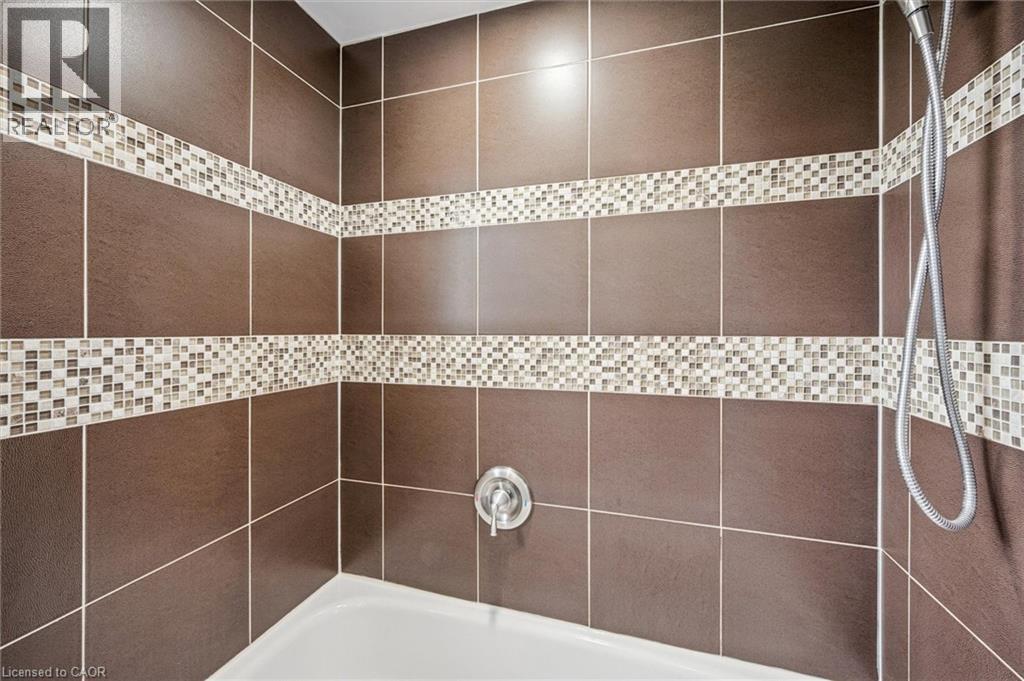 36 Englewood Place, Kitchener, Ontario  N2H 4S6 - Photo 21 - 40785512