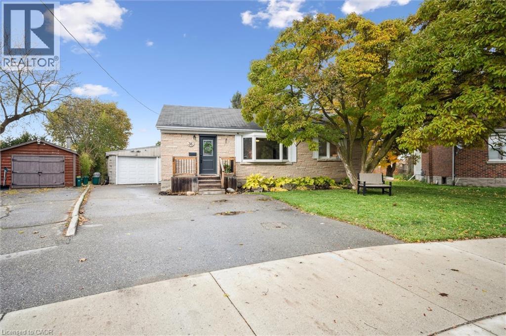 36 Englewood Place, Kitchener, Ontario  N2H 4S6 - Photo 3 - 40785512