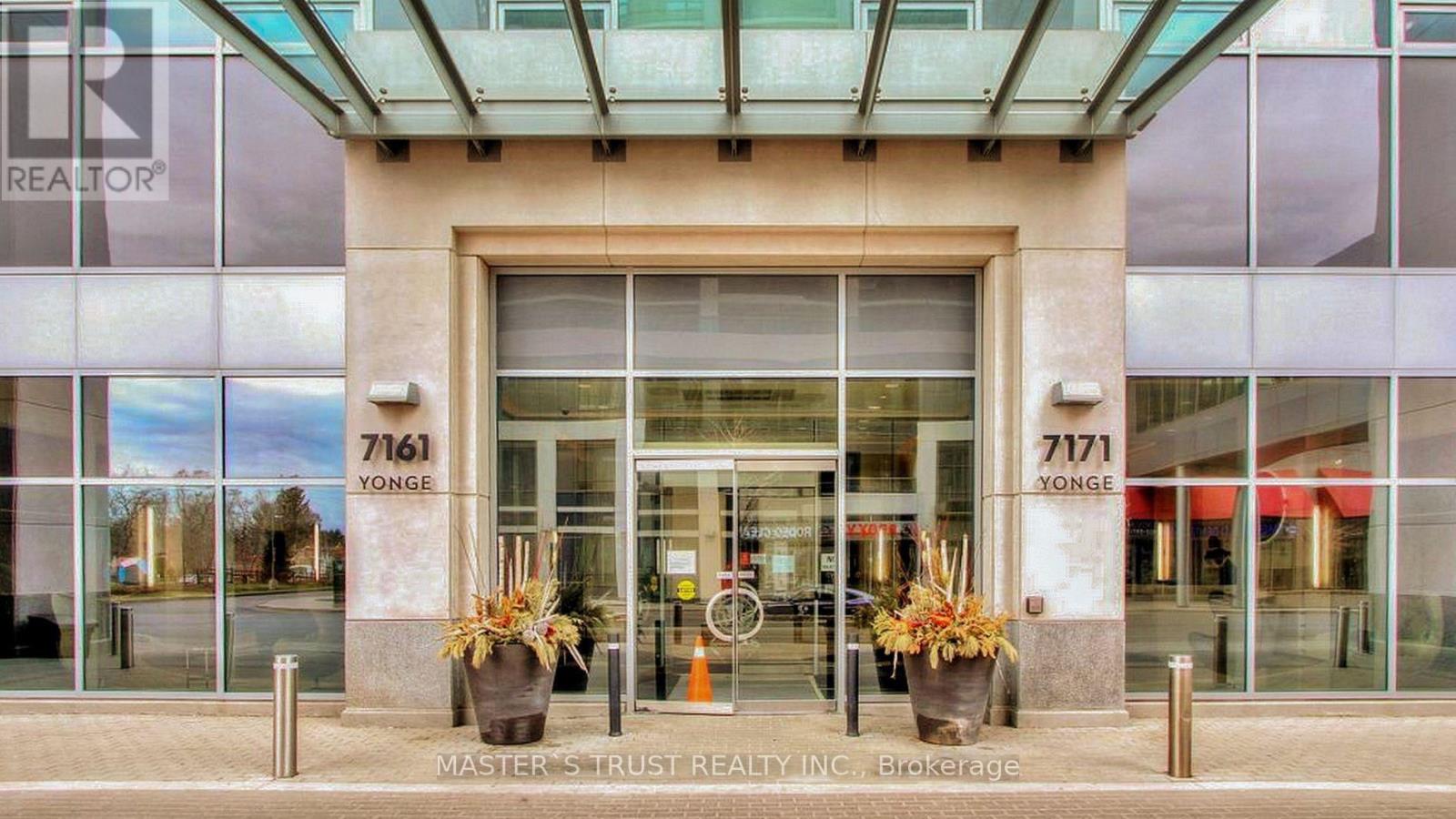 739 - 7171 Yonge Street, Markham, Ontario  L3T 0C5 - Photo 2 - N12510882