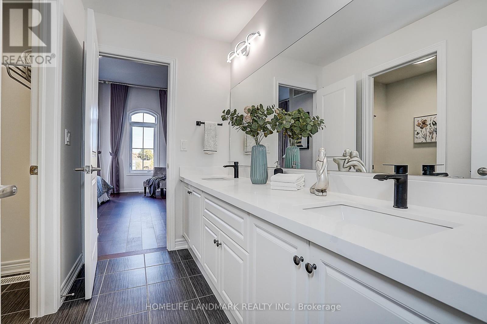 174 Sharon Creek Drive, East Gwillimbury, Ontario  L9N 0P9 - Photo 42 - N12510894