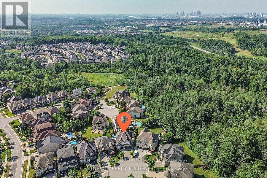 19 Sir Giancarlo Court, Vaughan, Ontario  L6A 0C6 - Photo 44 - N12510970