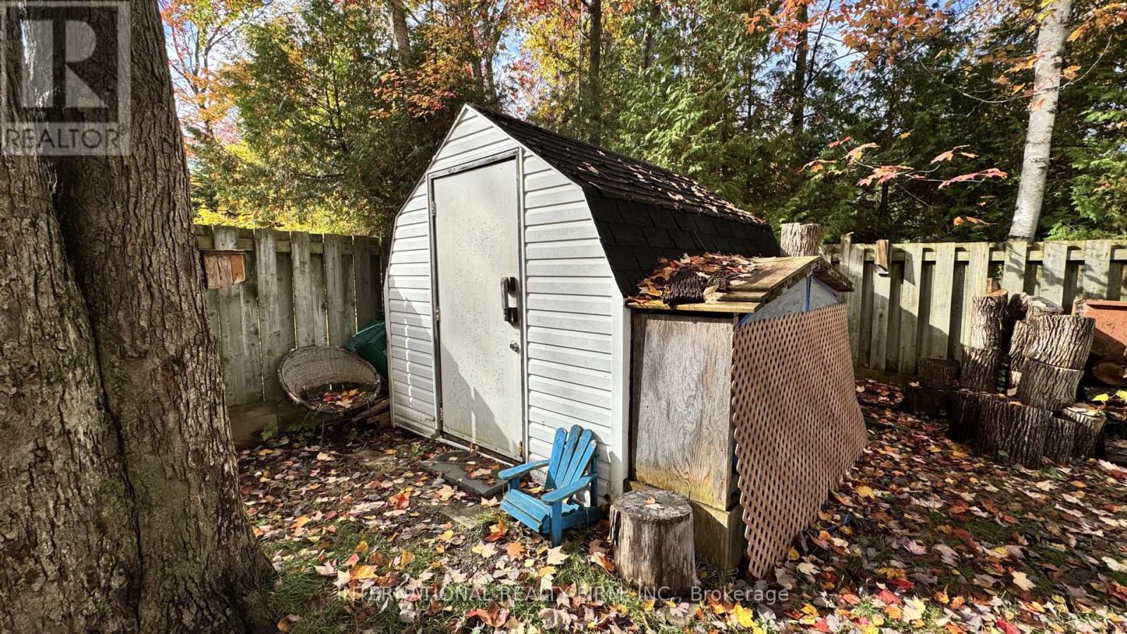 98 33rd Street N, Wasaga Beach, Ontario  L9Z 2B9 - Photo 6 - S12510890