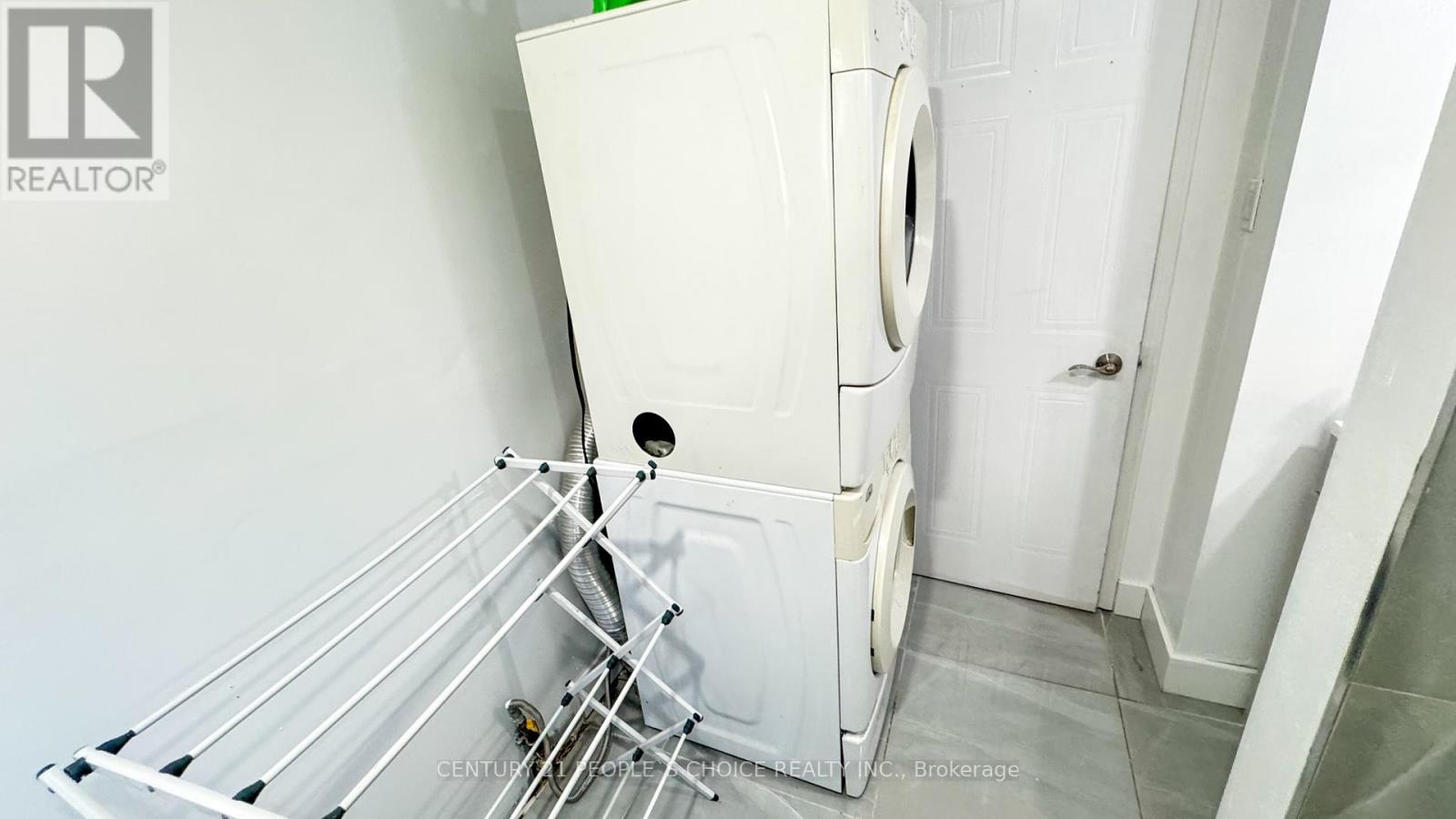 18 Ward Drive, Barrie (Painswick North), Ontario  L4N 7N9 - Photo 19 - S12510922