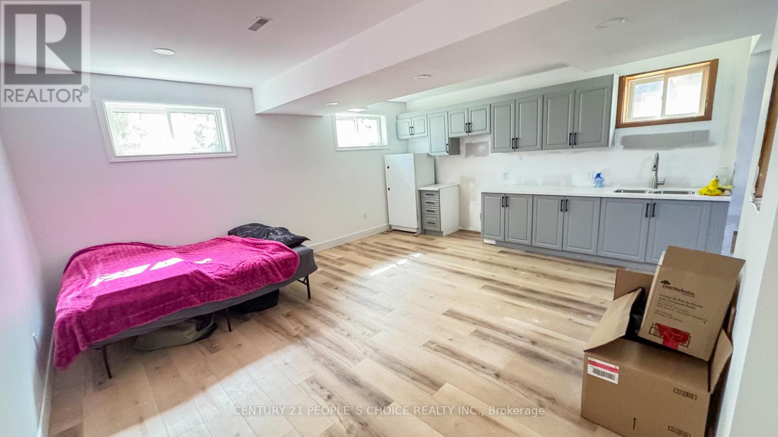 18 Ward Drive, Barrie (Painswick North), Ontario  L4N 7N9 - Photo 31 - S12510922