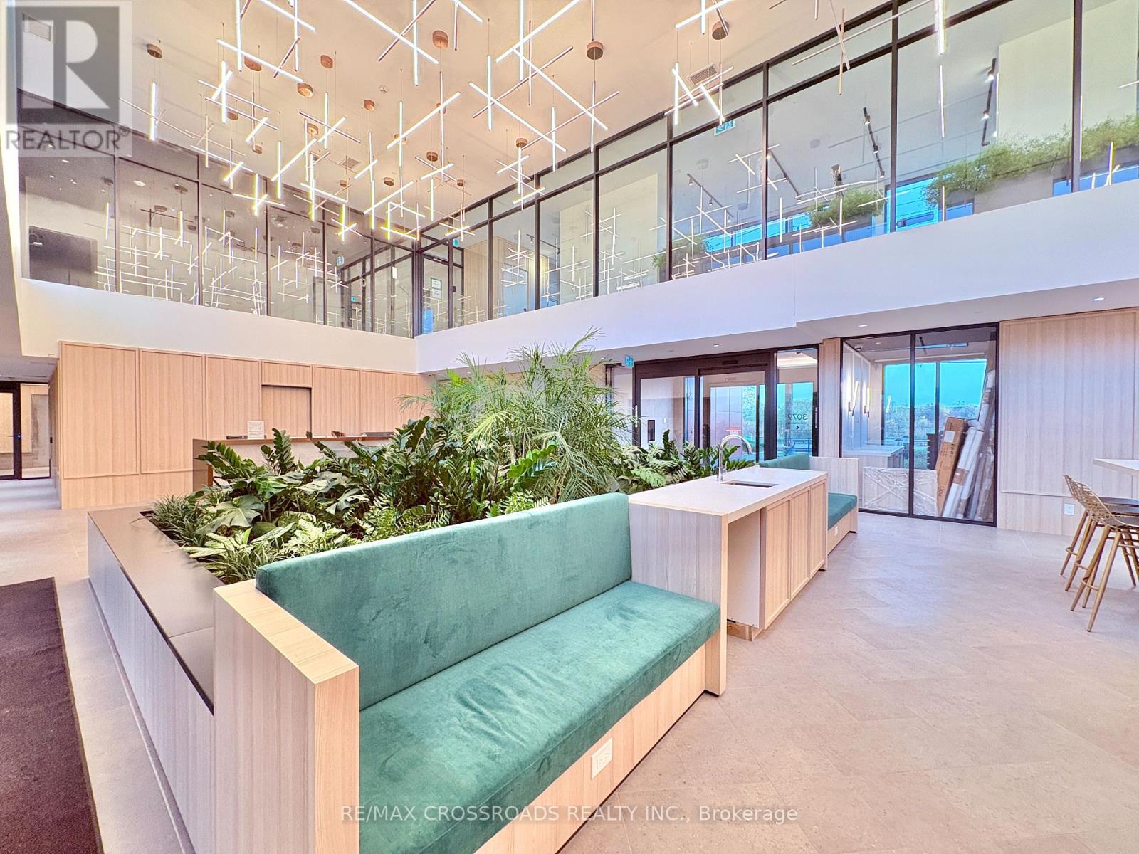 1710 - 3079 TRAFALGAR ROAD, Oakville, Ontario