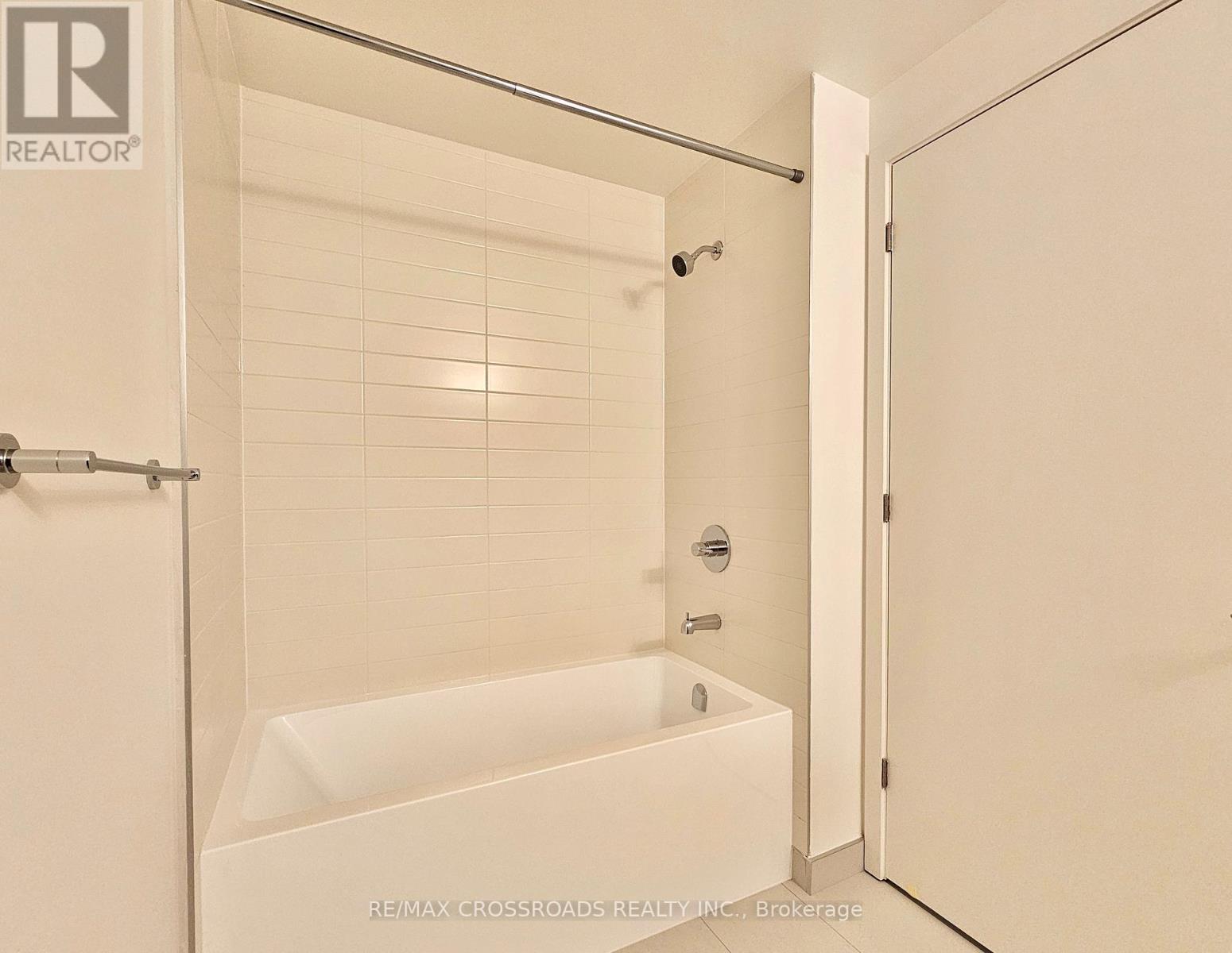 1710 - 3079 Trafalgar Road, Oakville, Ontario  L6H 8C5 - Photo 10 - W12510884