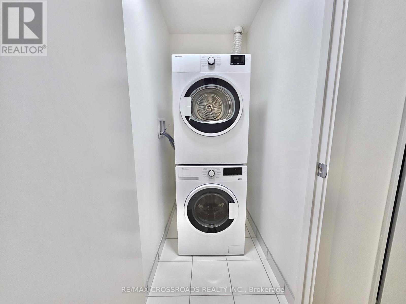 1710 - 3079 Trafalgar Road, Oakville, Ontario  L6H 8C5 - Photo 11 - W12510884