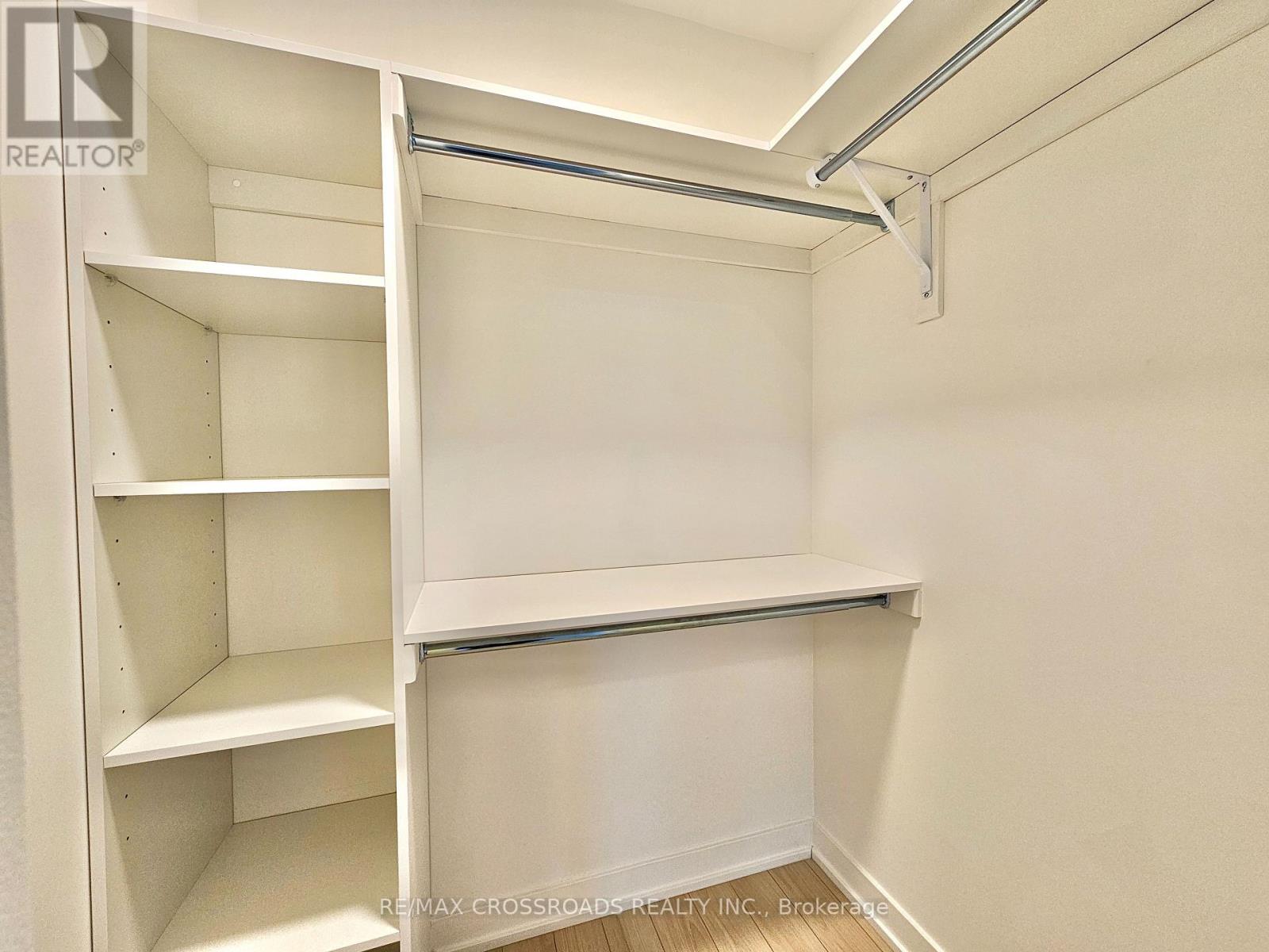 1710 - 3079 Trafalgar Road, Oakville, Ontario  L6H 8C5 - Photo 8 - W12510884