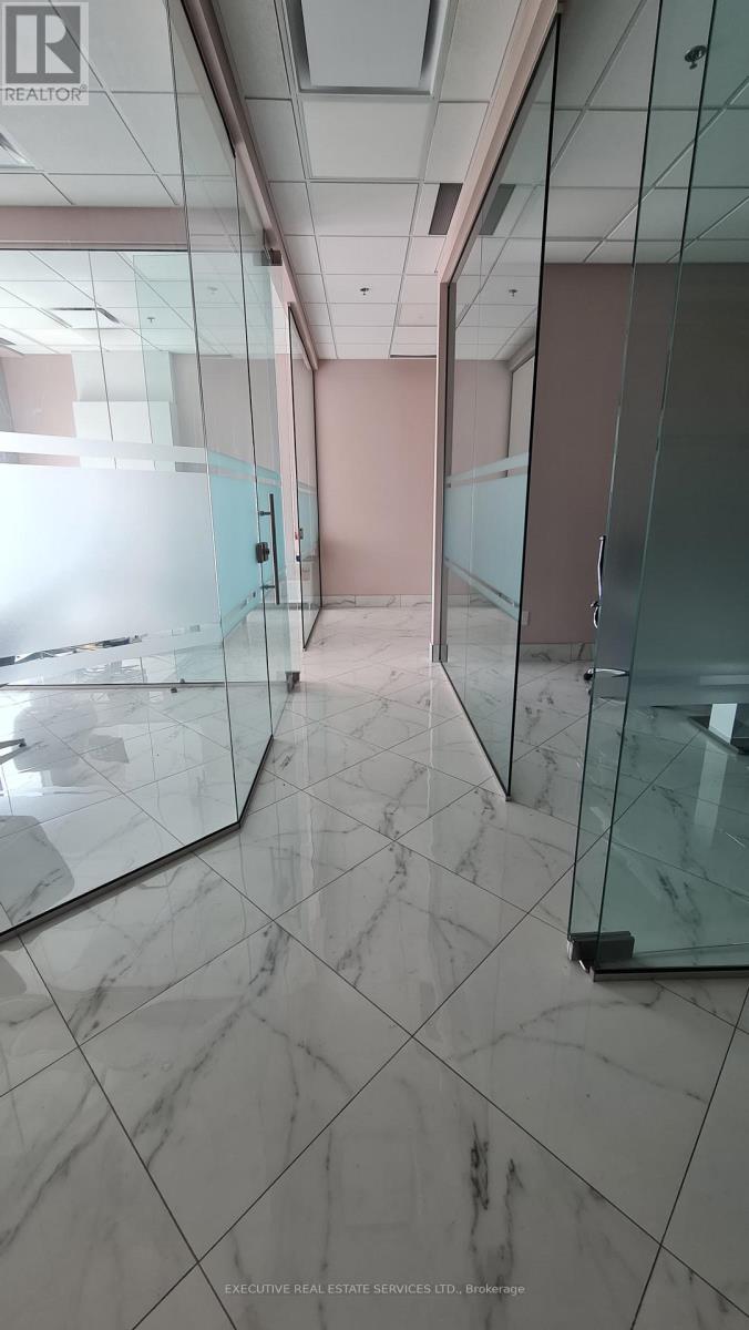 214 - 20 Maritime Ontario Boulevard, Brampton, Ontario  L6S 0C2 - Photo 6 - W12510930