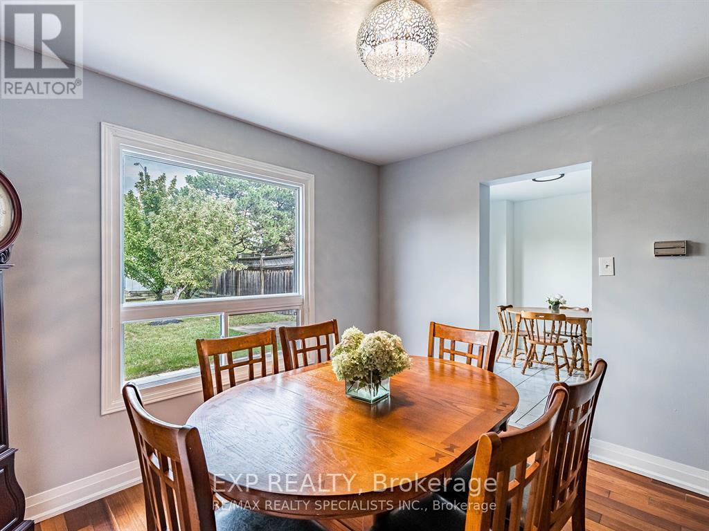 3137 Osbourne Road, Mississauga, Ontario  L5L 4A1 - Photo 11 - W12510956