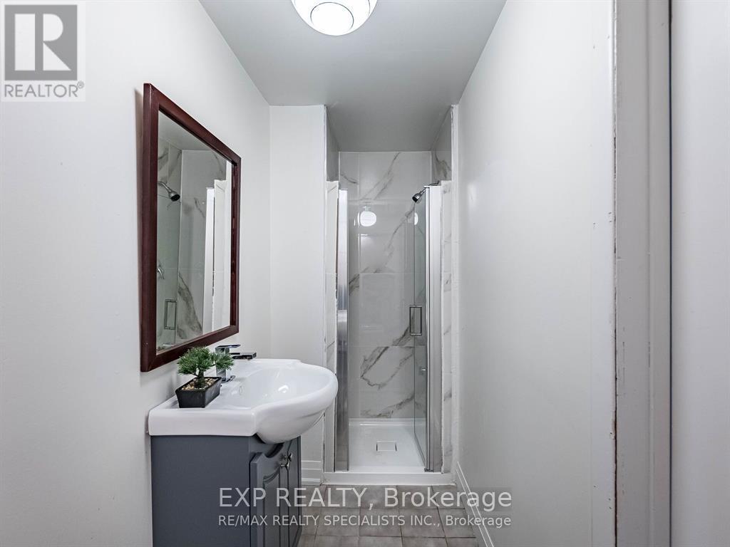 3137 Osbourne Road, Mississauga, Ontario  L5L 4A1 - Photo 30 - W12510956