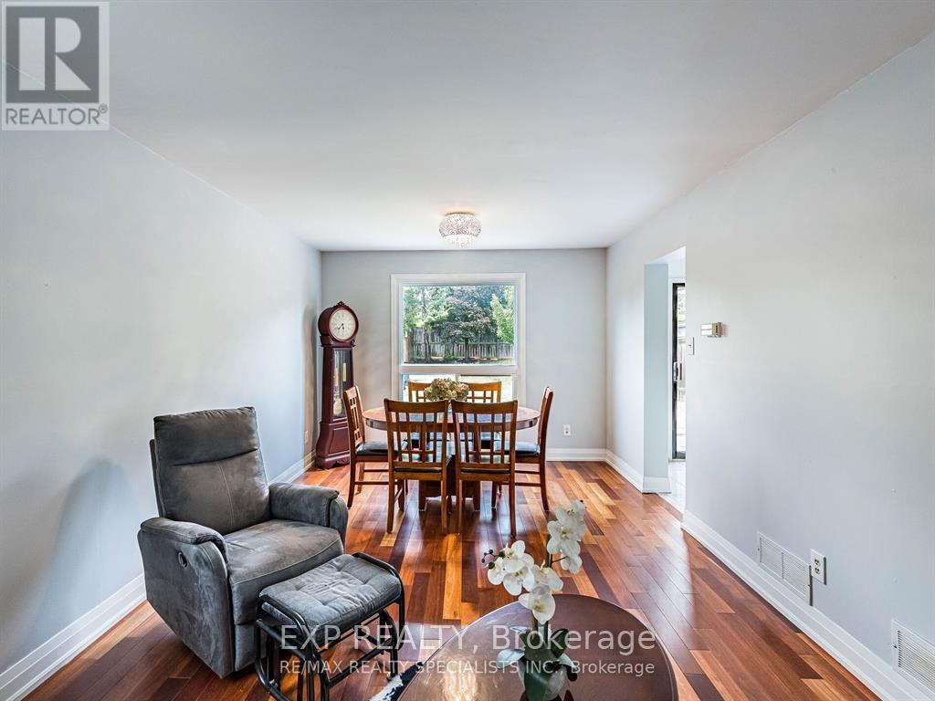 3137 Osbourne Road, Mississauga, Ontario  L5L 4A1 - Photo 7 - W12510956