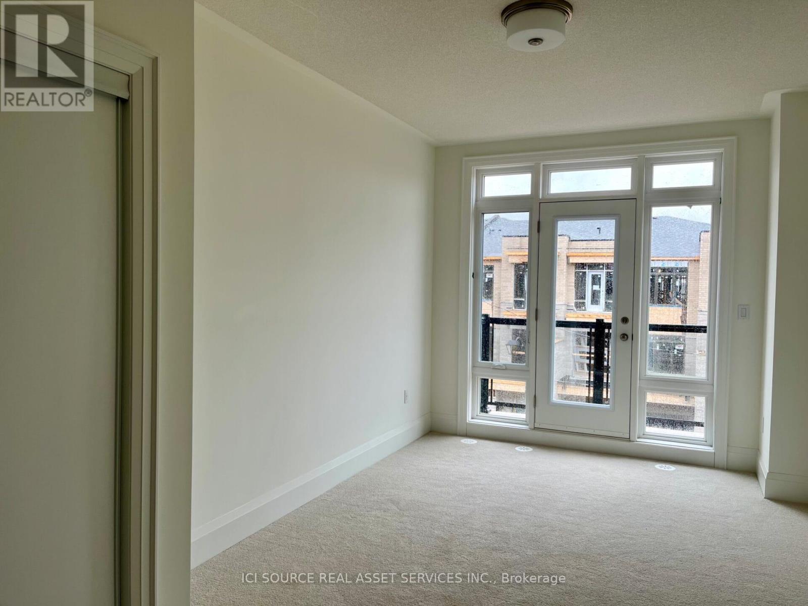 3322 Azam Way, Oakville, Ontario  L6M 5S2 - Photo 10 - W12510976