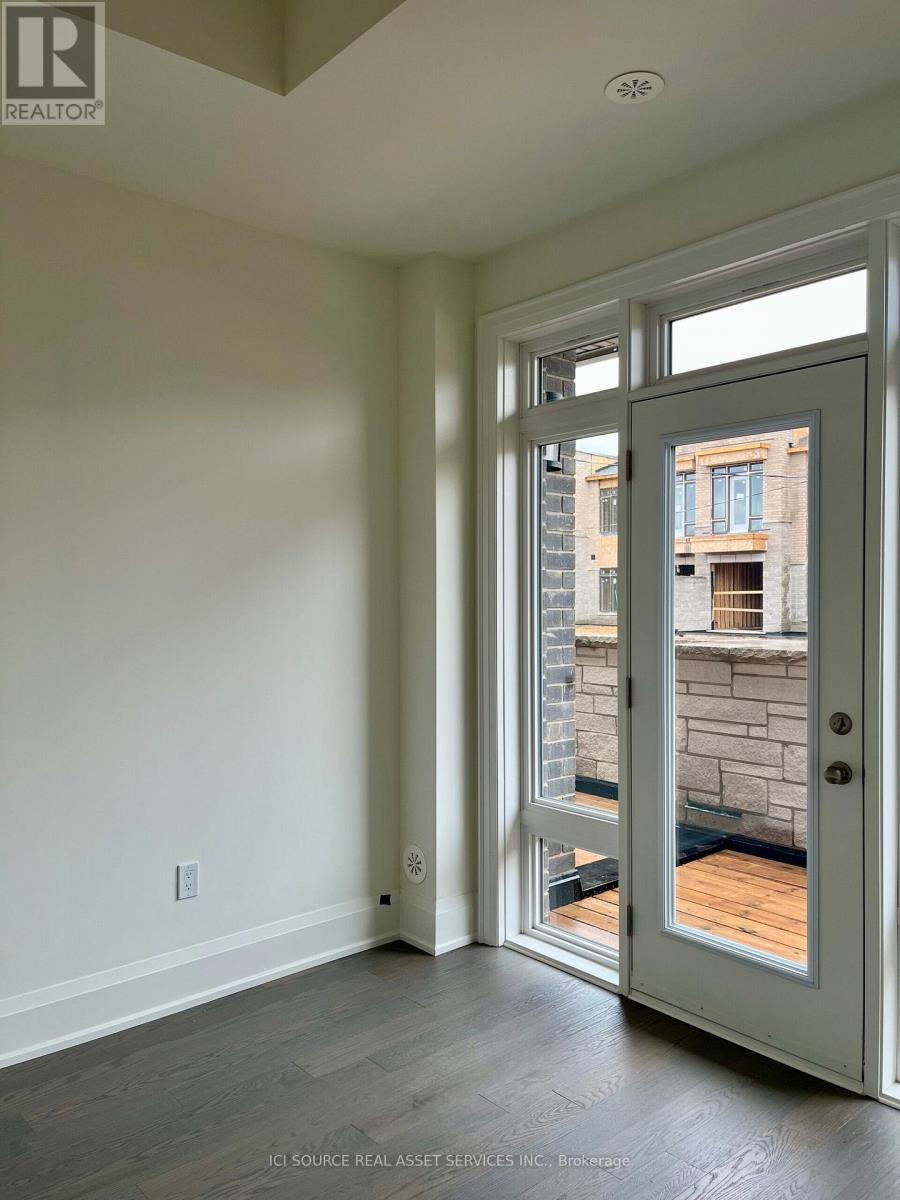 3322 Azam Way, Oakville, Ontario  L6M 5S2 - Photo 8 - W12510976