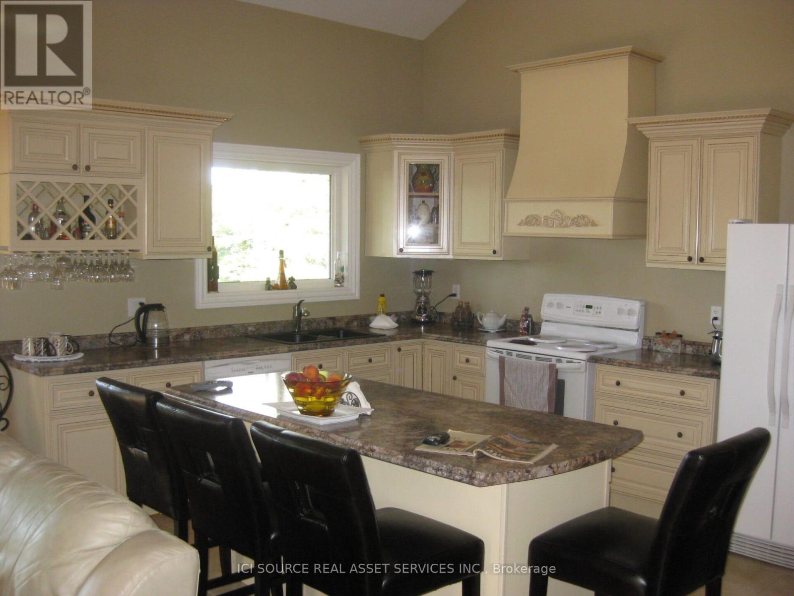 2687 Hwy 11 N, Unorganized Townships, Ontario  P0H 1T0 - Photo 26 - X12510946