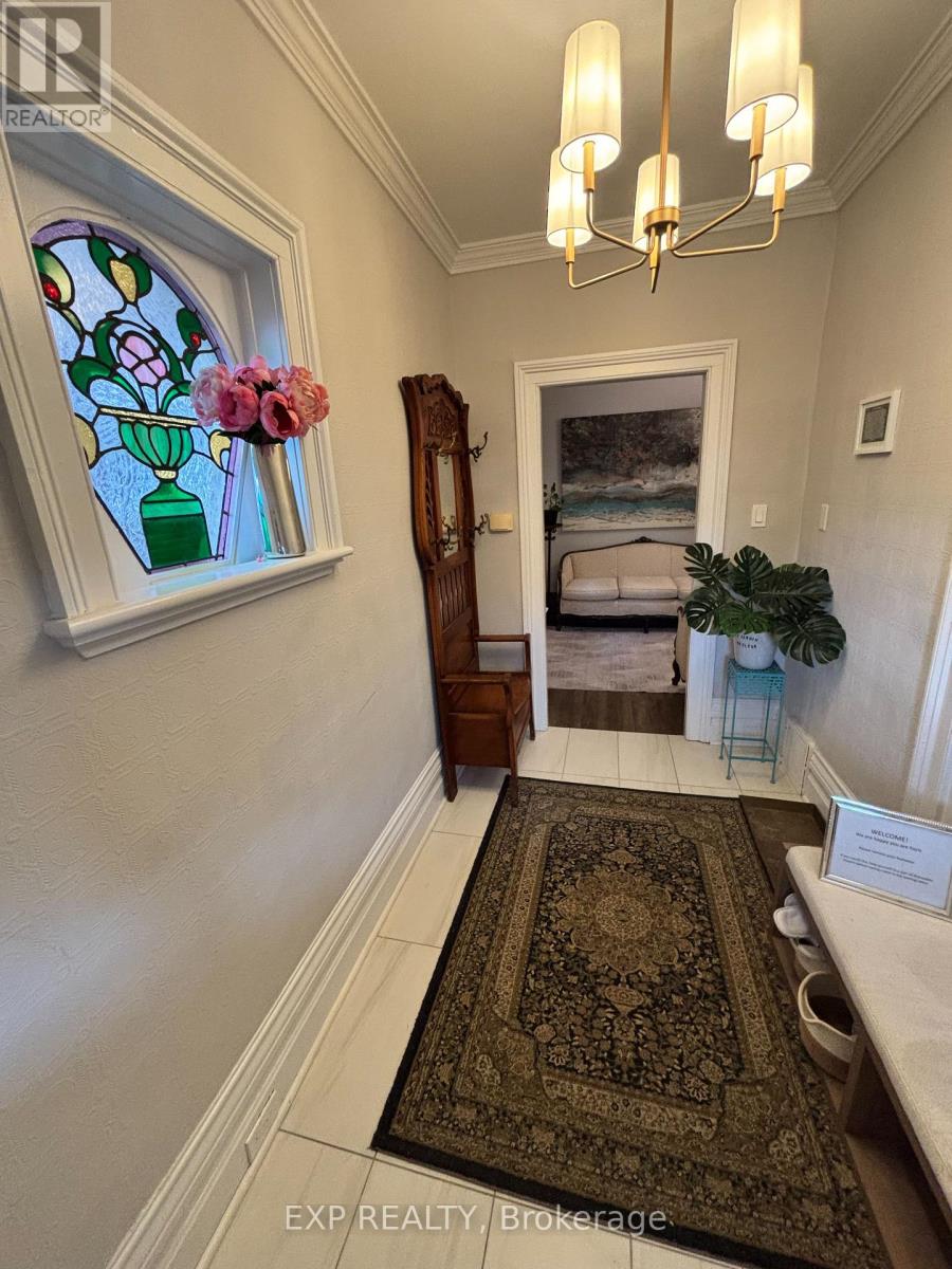 86 Wharncliffe Road S, London South, Ontario  N6J 2K1 - Photo 4 - X12511018