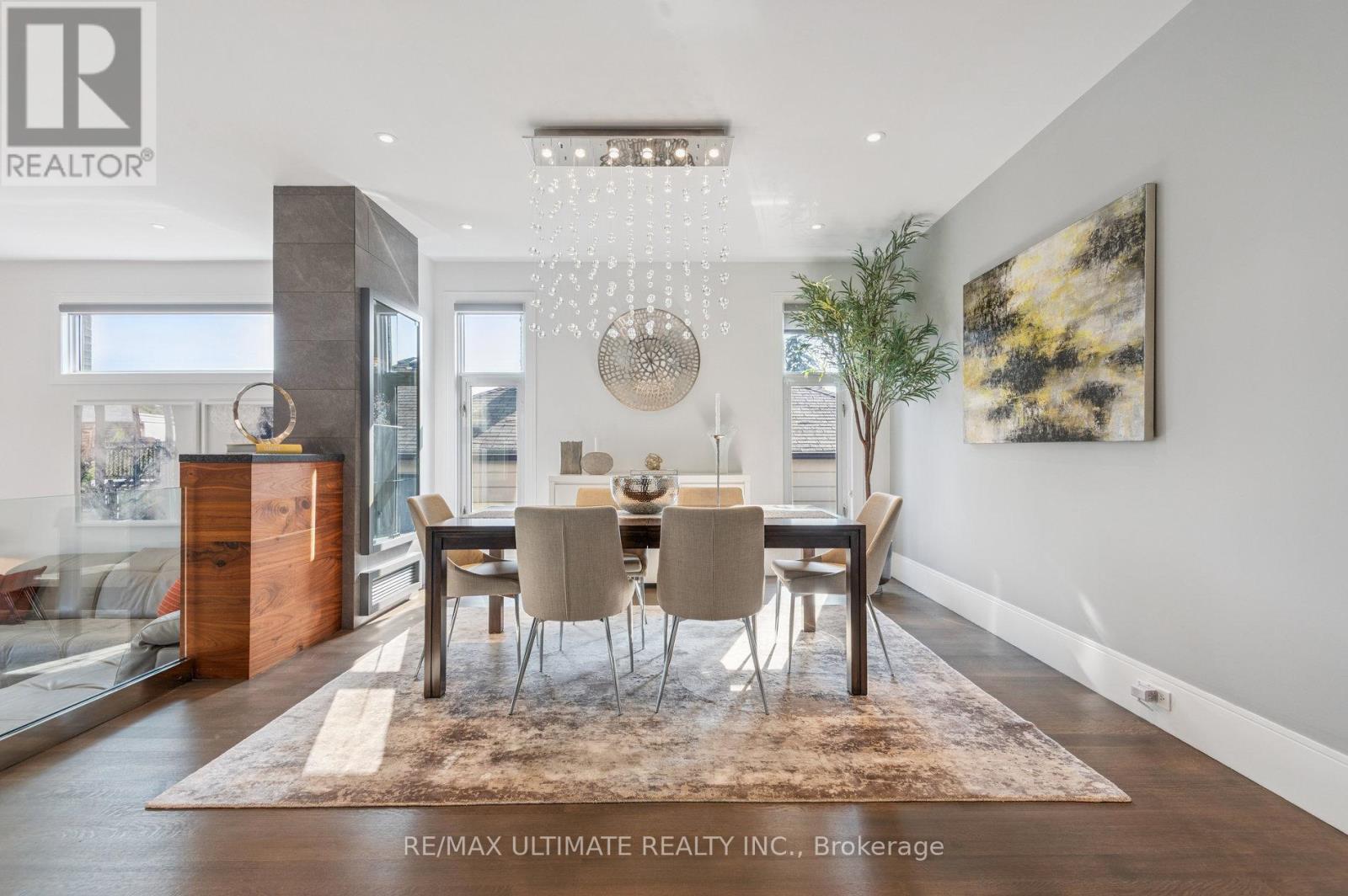 1139 Glengrove Avenue W, Toronto, Ontario  M6B 2K5 - Photo 6 - W12379904