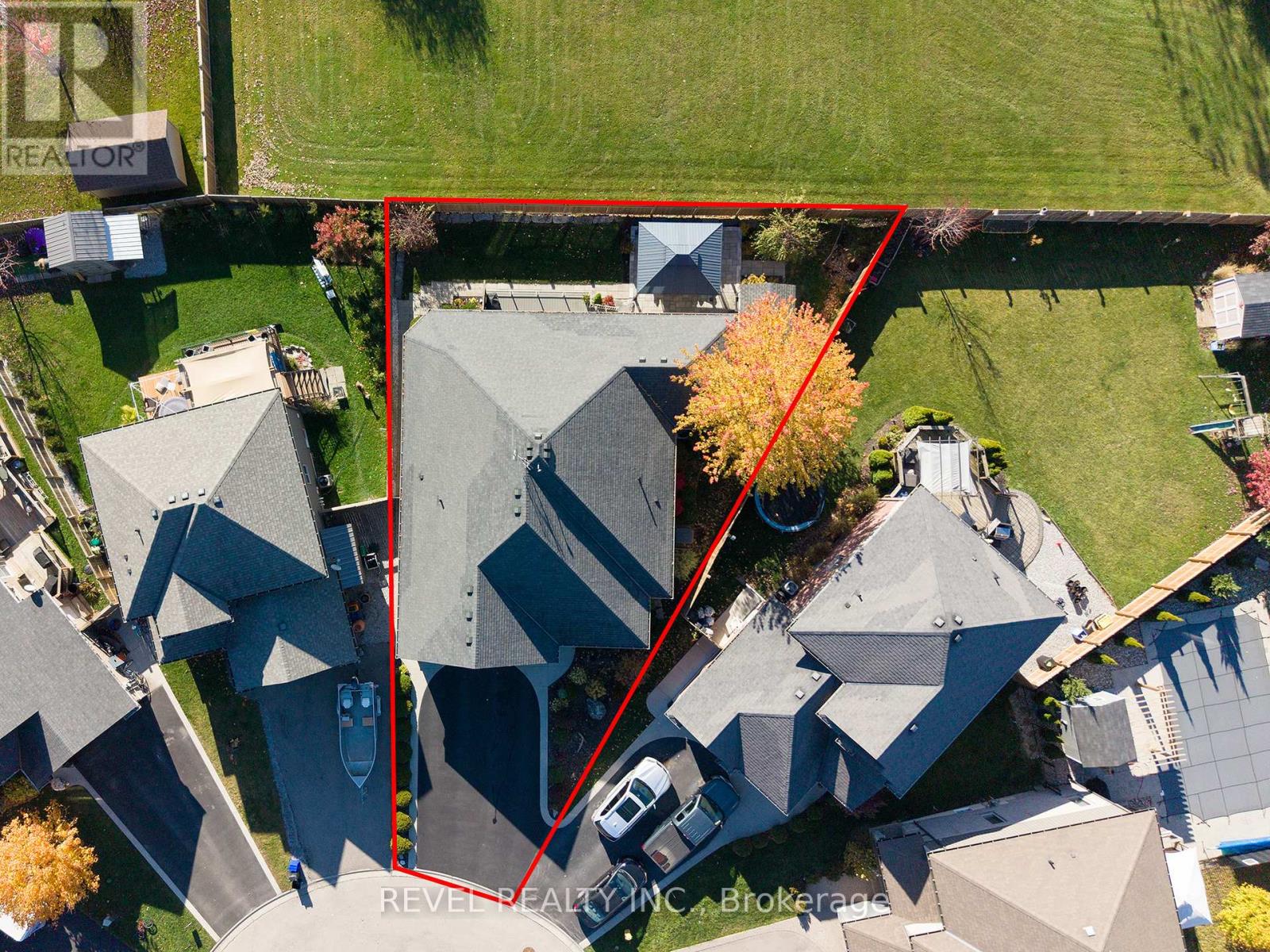 9 Davey Court, Haldimand, Ontario  N0A 1J0 - Photo 39 - X12508862