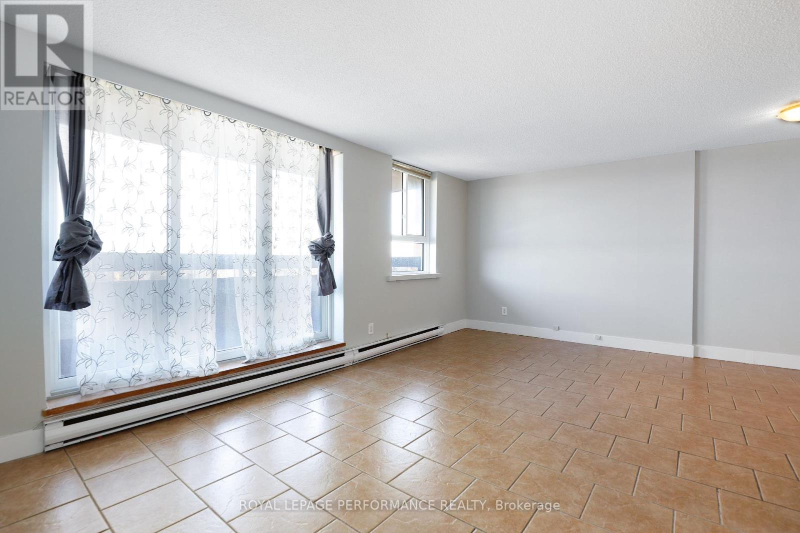 810 - 2020 Jasmine Crescent, Ottawa, Ontario  K1J 8K5 - Photo 21 - X12510986