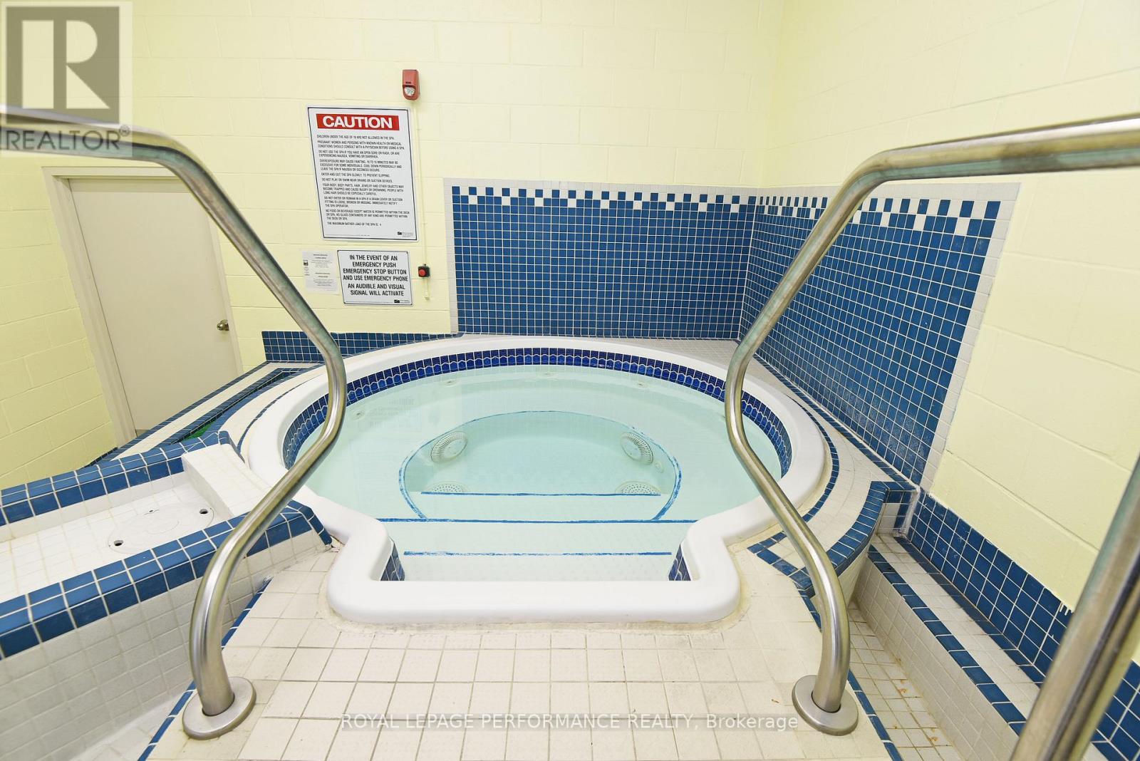 810 - 2020 Jasmine Crescent, Ottawa, Ontario  K1J 8K5 - Photo 36 - X12510986