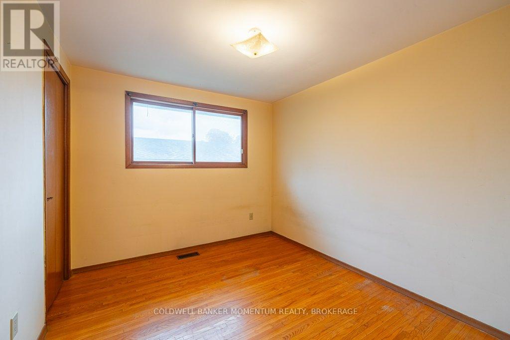 57 Louis Avenue, St. Catharines, Ontario L2M 2N4 - Photo 14 - X12511002