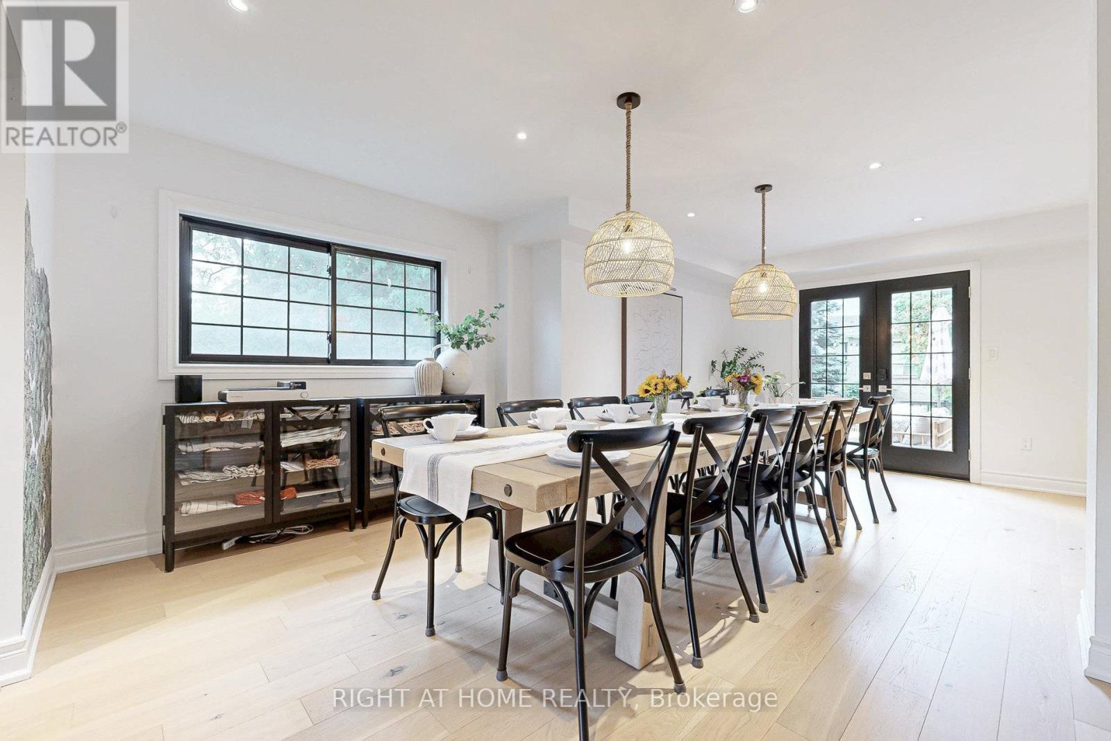 24 Cummings Court, Markham, Ontario  L3T 6S3 - Photo 5 - N12465849