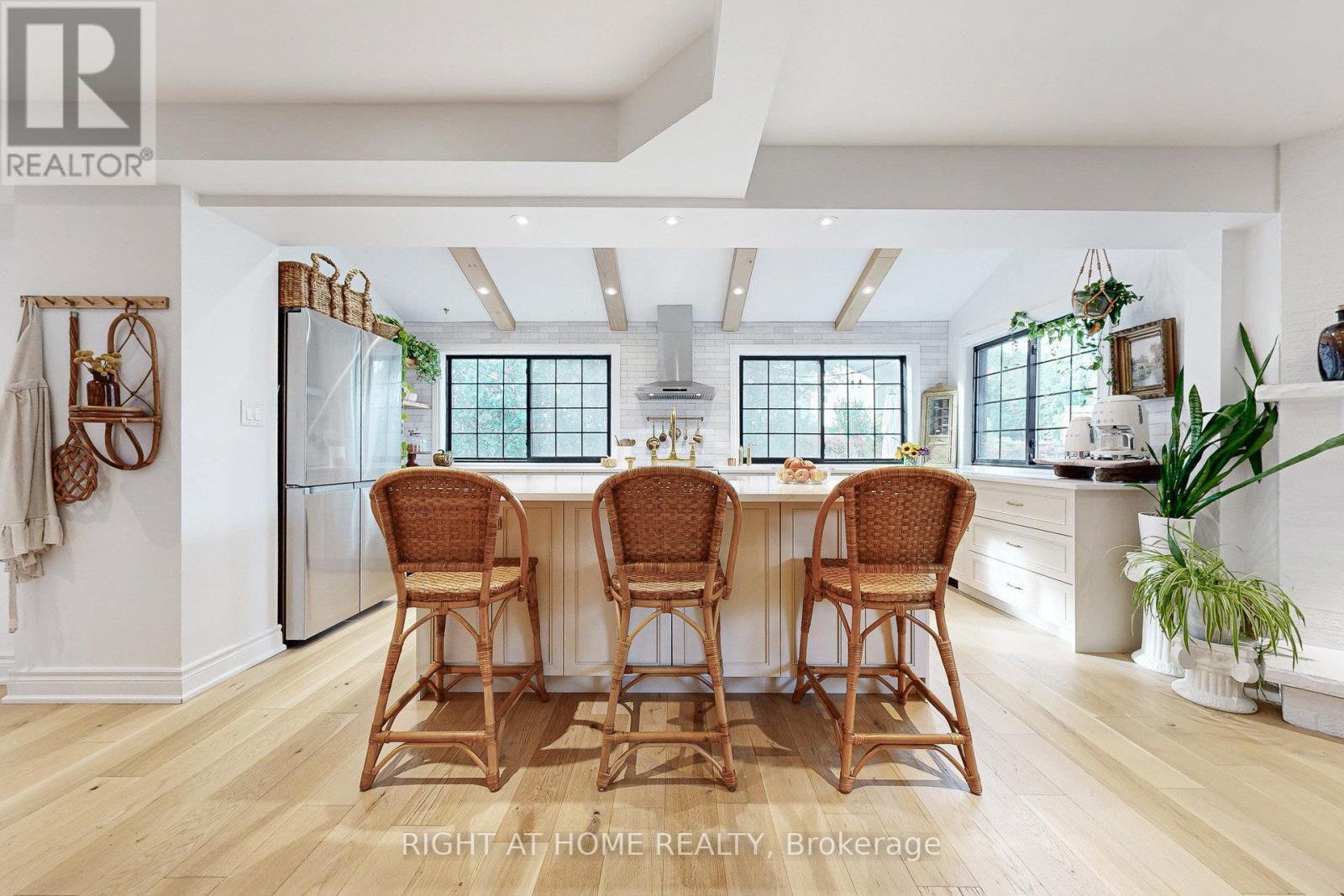 24 Cummings Court, Markham, Ontario  L3T 6S3 - Photo 8 - N12465849