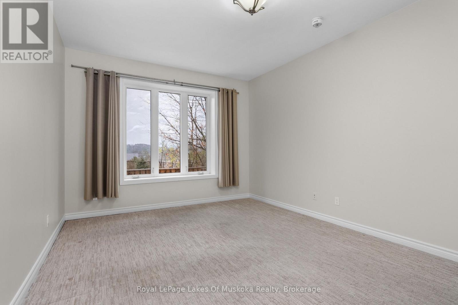 8 - 5 Jordan Lane, Huntsville, Ontario  P1H 1K9 - Photo 15 - X12511016