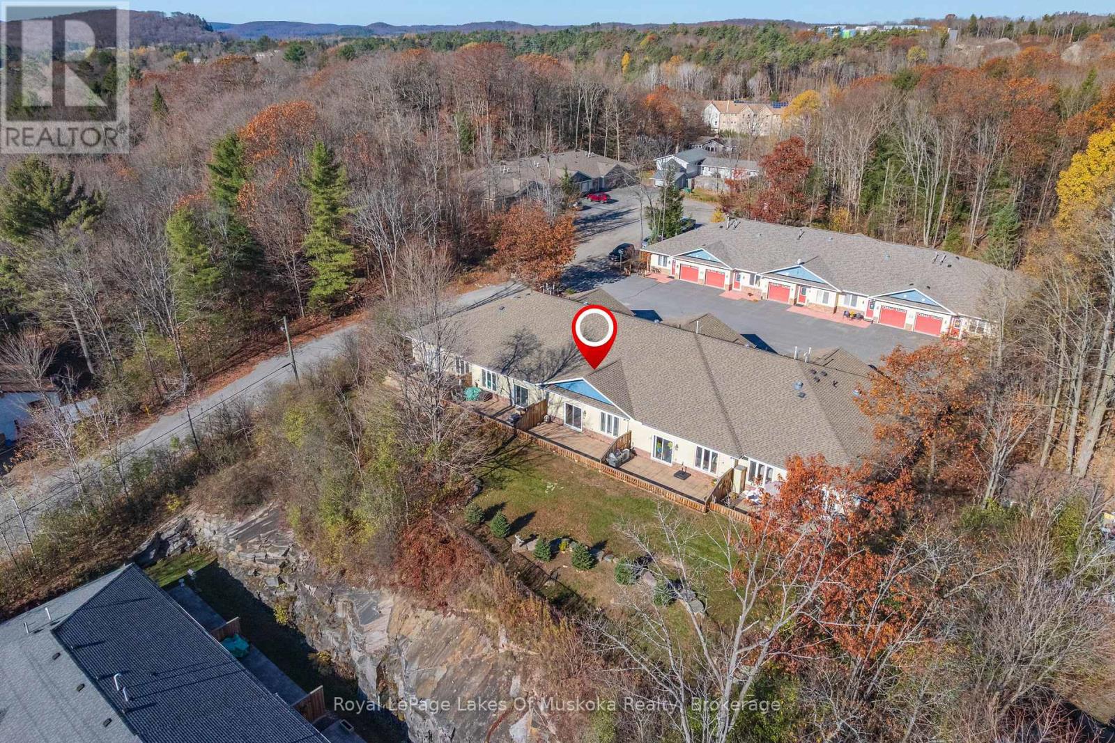 8 - 5 Jordan Lane, Huntsville, Ontario  P1H 1K9 - Photo 3 - X12511016