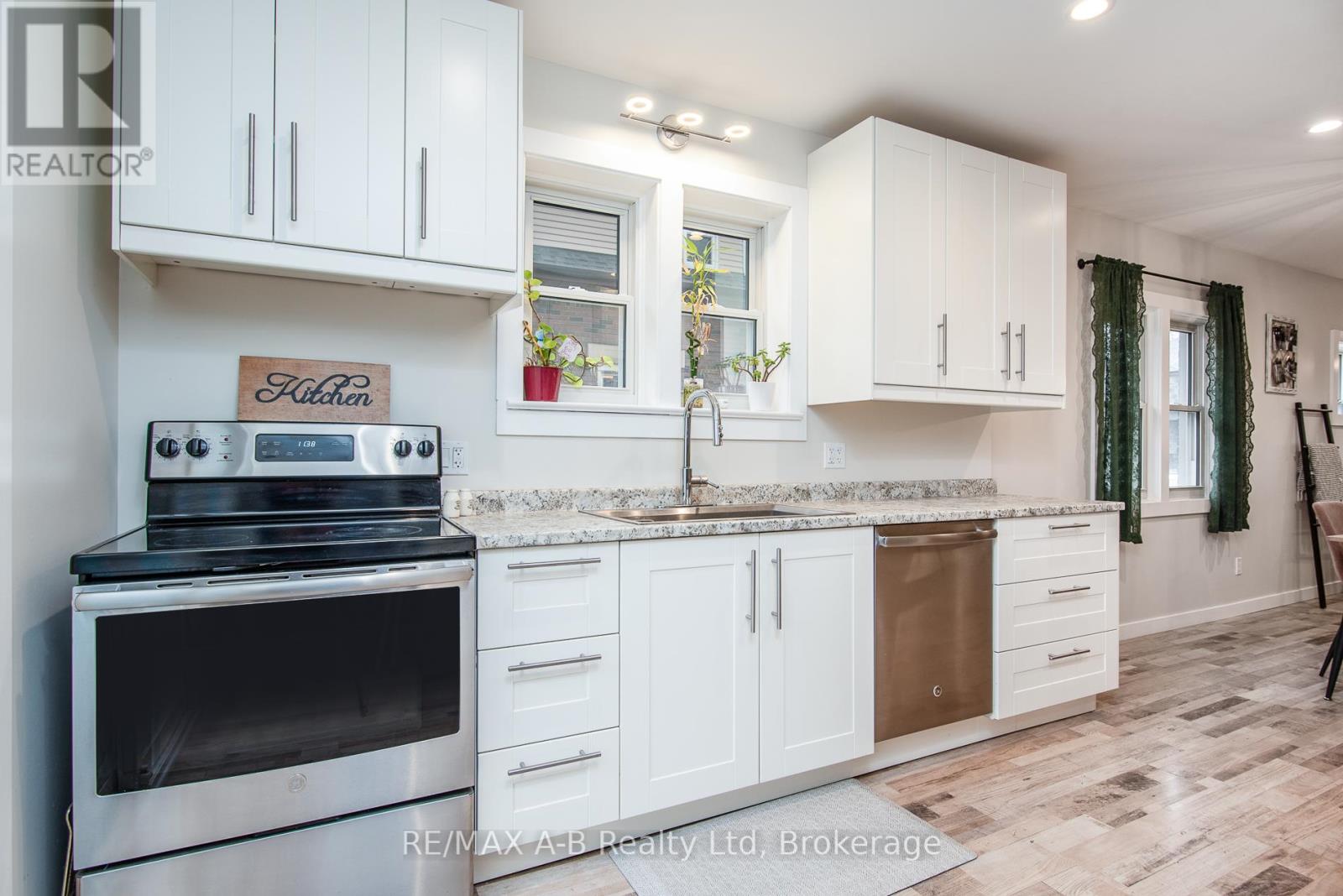 131 Mill Street, Kitchener, Ontario  N2M 3P7 - Photo 17 - X12511034