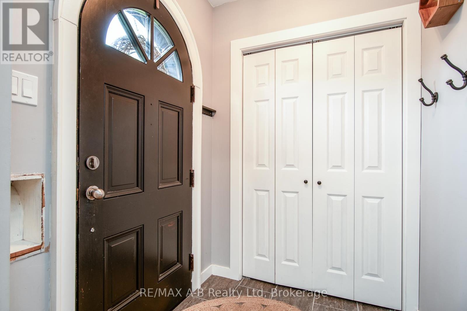 131 Mill Street, Kitchener, Ontario  N2M 3P7 - Photo 5 - X12511034