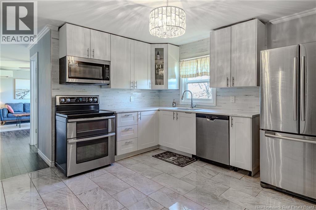 126 Vincent Road, Quispamsis, New Brunswick  E2E 1S8 - Photo 11 - NB129549