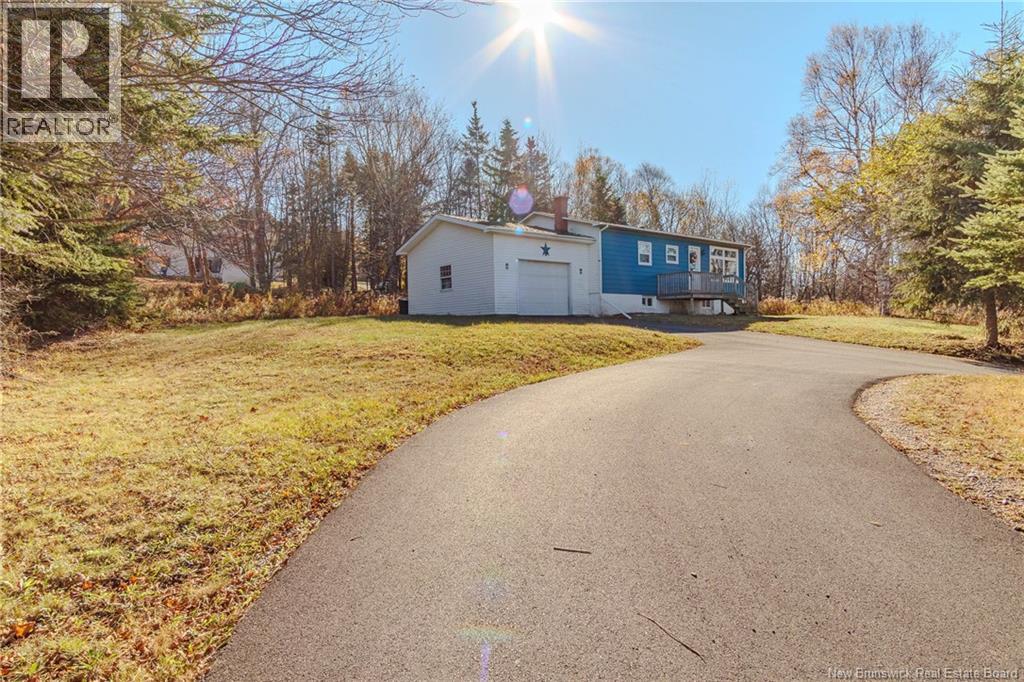 126 Vincent Road, Quispamsis, New Brunswick  E2E 1S8 - Photo 3 - NB129549