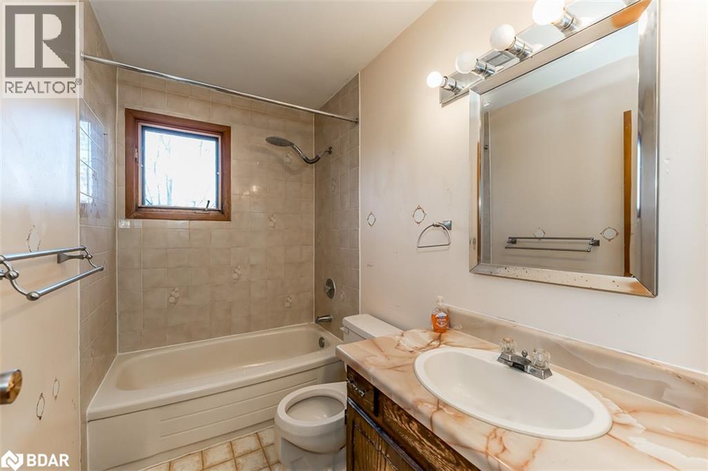 11707 27 County Road, Springwater, Ontario  L0L 1X0 - Photo 16 - 40785027