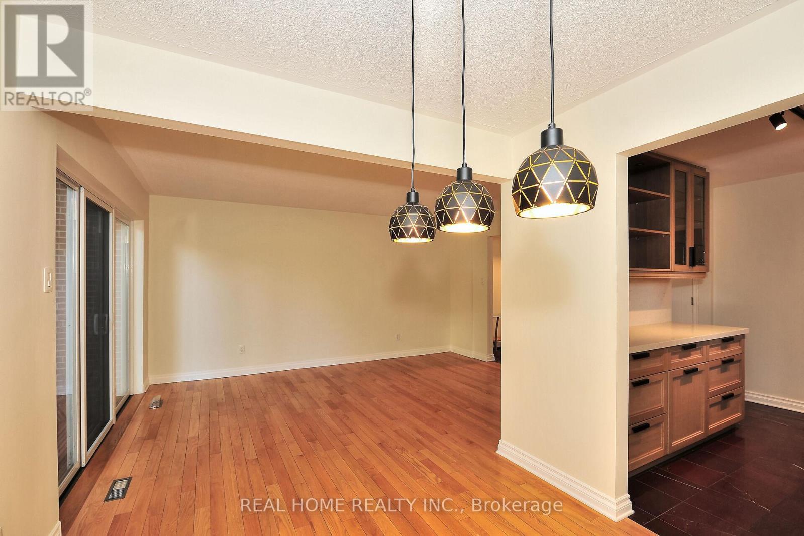 10 Farina Mill Way, Toronto, Ontario  M2L 1S1 - Photo 12 - C12511008