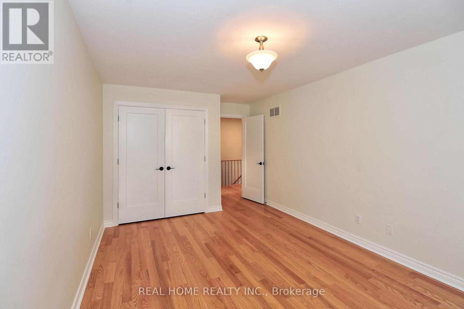 10 Farina Mill Way, Toronto, Ontario  M2L 1S1 - Photo 24 - C12511008