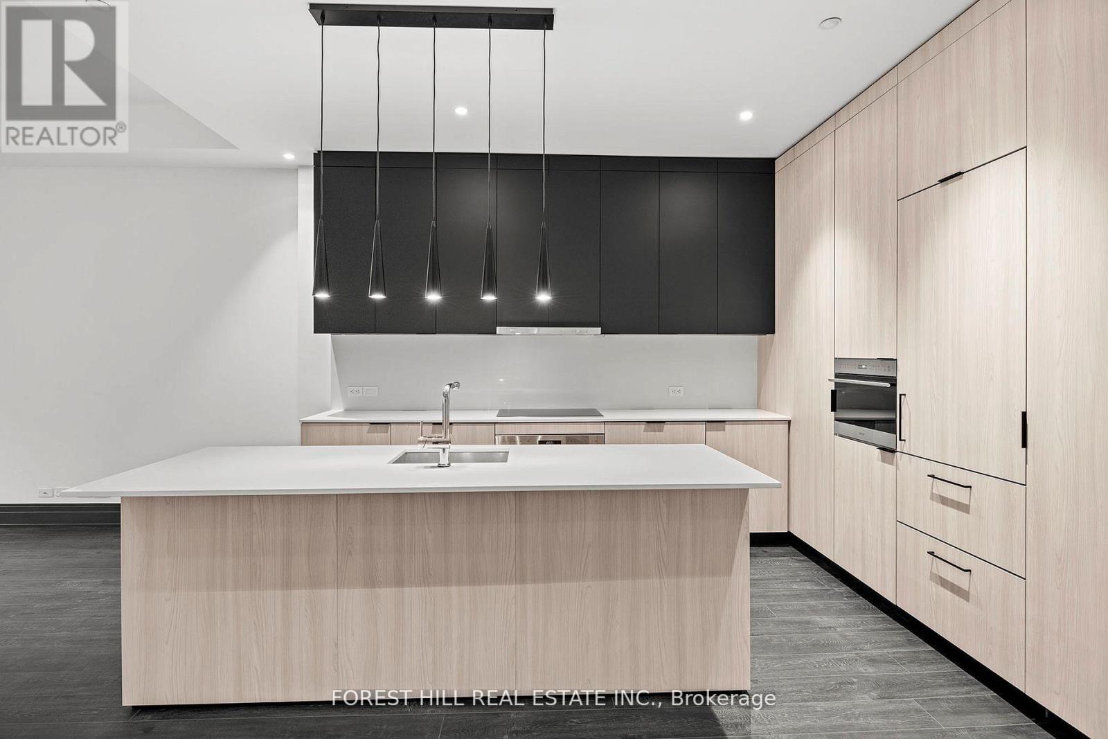 802 - 2 Avenue Road, Toronto, Ontario  M5R 0C6 - Photo 5 - C12511026