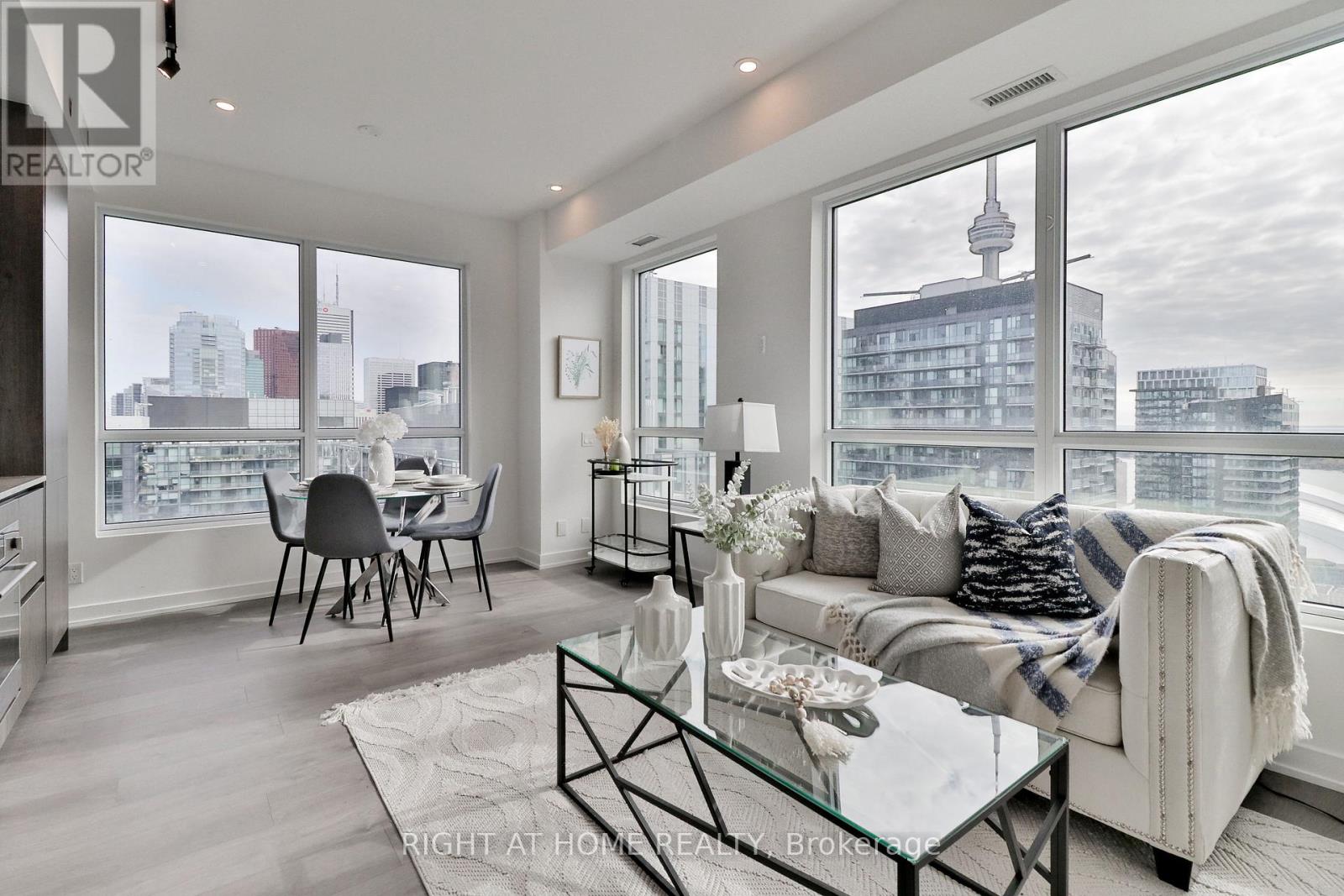 4806 - 108 PETER STREET, Toronto, Ontario