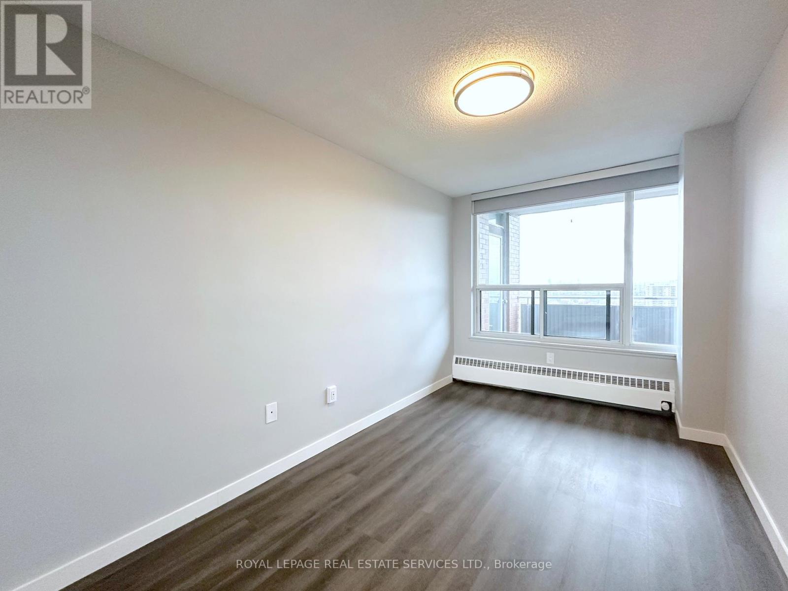 2312 - 2575 Danforth Avenue, Toronto, Ontario  M4C 1L5 - Photo 7 - E12510988